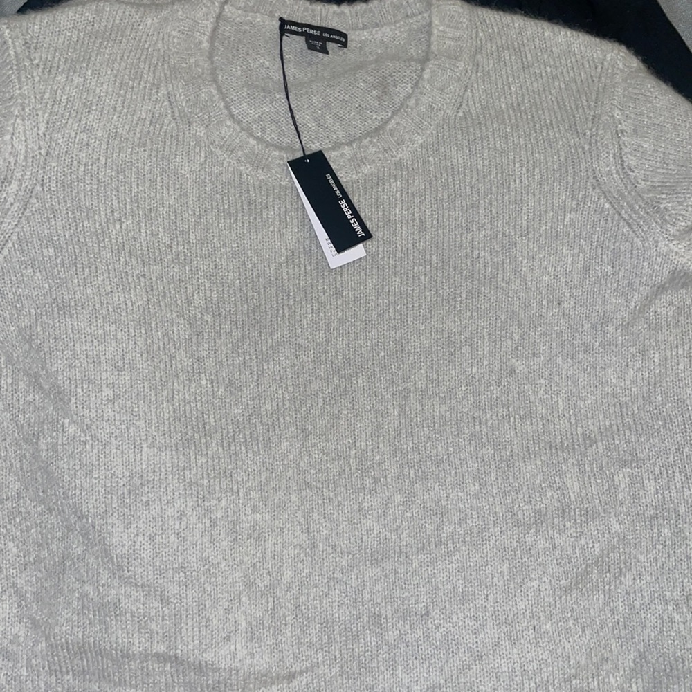 James Perse women lightweight cashmere sweater short sleeve cream color